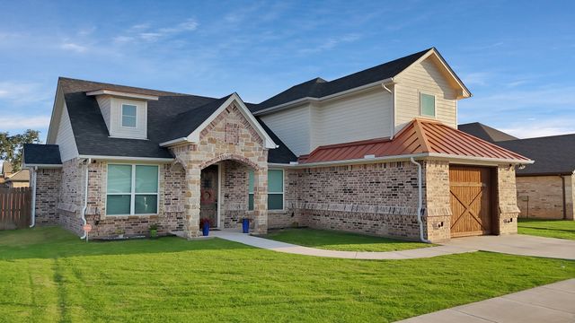 940 E 5th Street, Springtown, TX 76082