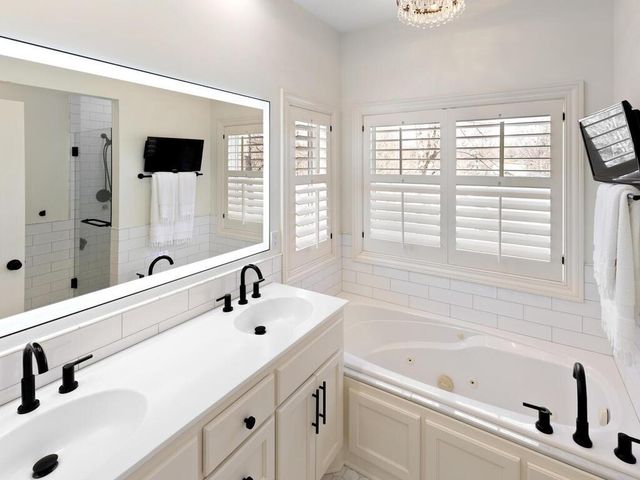4216 Wilson Street, Minnetonka, MN 55345
