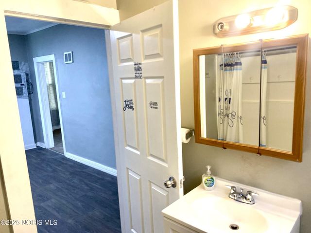 862 Butler Street, Toledo, OH 43605