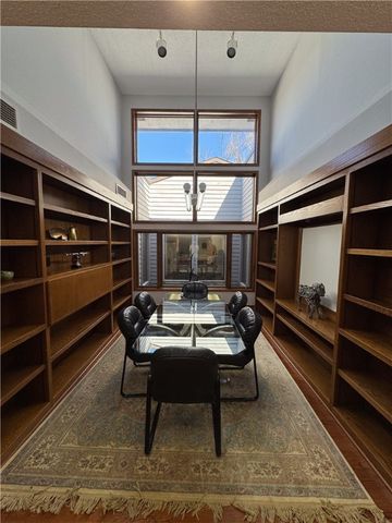 6 Halsted Circle 5, Rogers, AR 72756