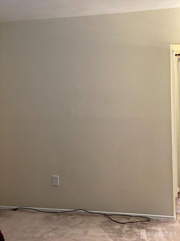 161 Evergreen Road 13A, Edison, NJ 08837