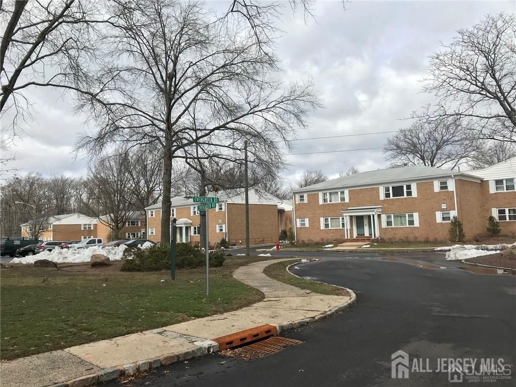 161 Evergreen Road 13A, Edison, NJ 08837