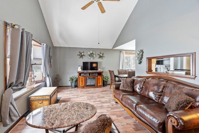 315 Broadway 1, Dracut, MA 01826