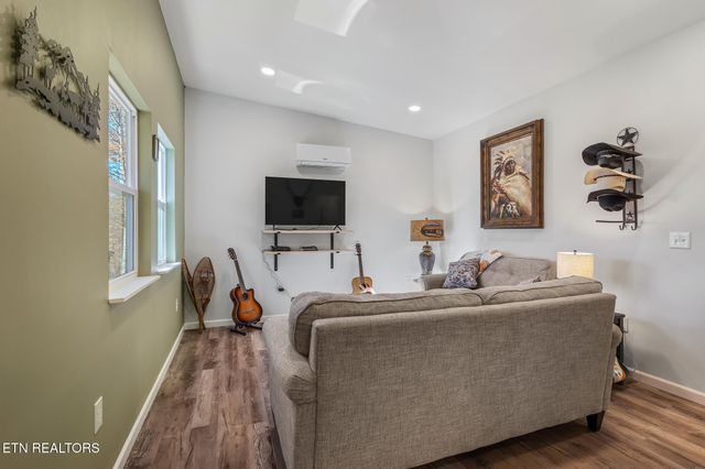 367 Cagle Road, Tellico Plains, TN 37385