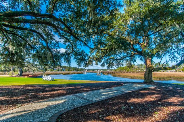 1435 Masthead Drive, Mount Pleasant, SC 29466
