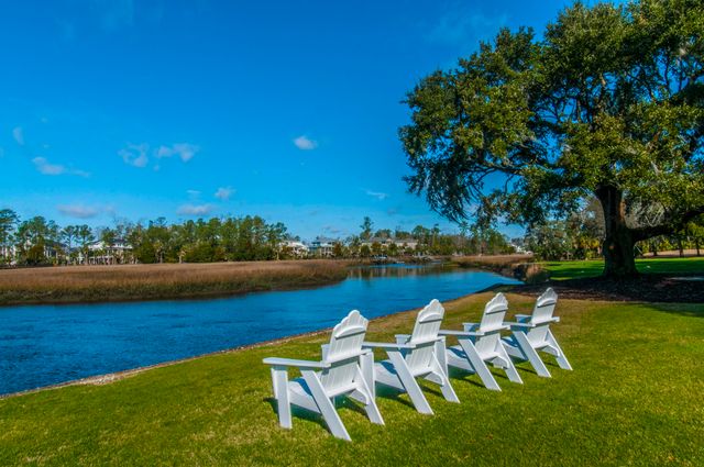 1435 Masthead Drive, Mount Pleasant, SC 29466