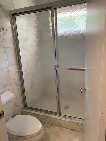 4450 S Jog Road, Greenacres, FL 33467