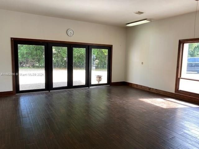 4450 S Jog Road, Greenacres, FL 33467