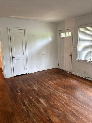 5011 Oakdale Road Road SE, Smyrna, GA 30080