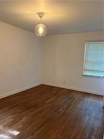 5011 Oakdale Road Road SE, Smyrna, GA 30080