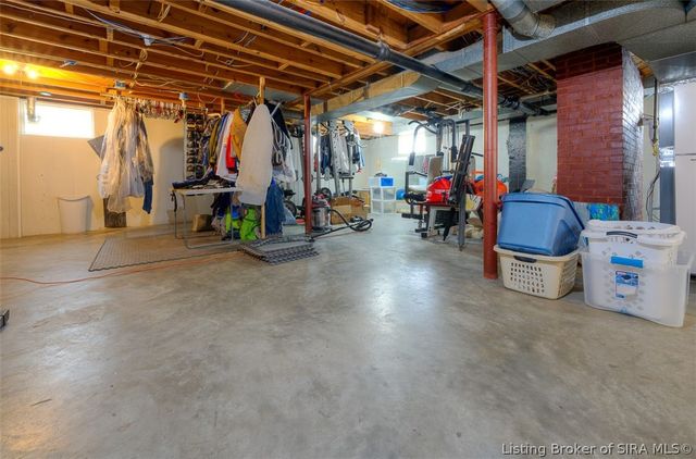 1352 Slate Run Road, New Albany, IN 47150