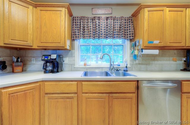 1352 Slate Run Road, New Albany, IN 47150