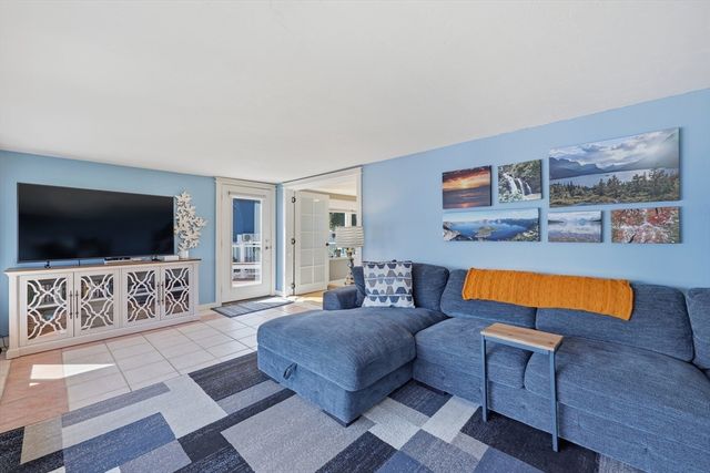 51 Spring Street, Lunenburg, MA 01462