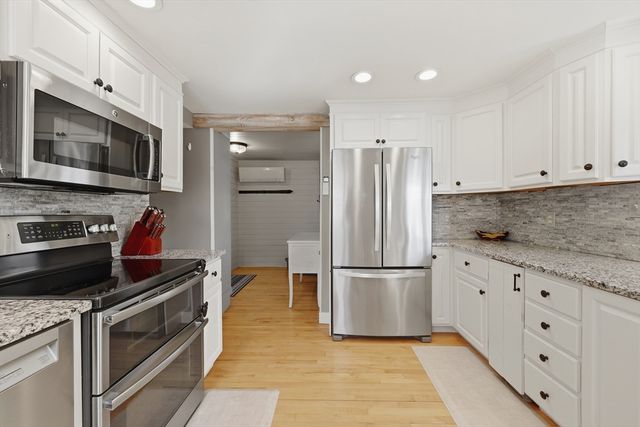 51 Spring Street, Lunenburg, MA 01462