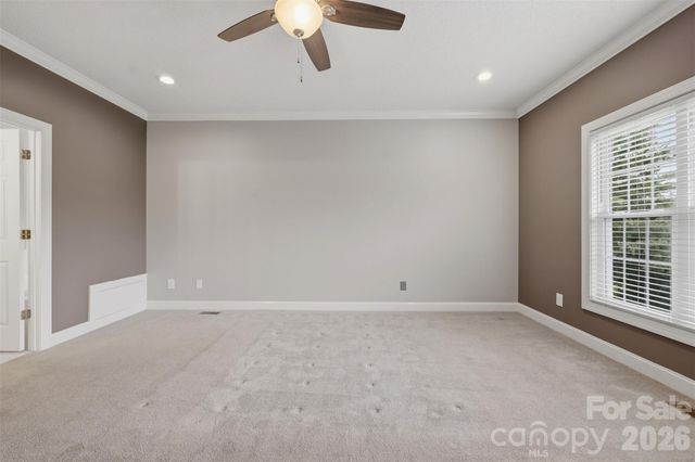 1064 Baker Barn Road, Hickory, NC 28602