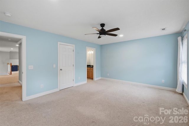1064 Baker Barn Road, Hickory, NC 28602