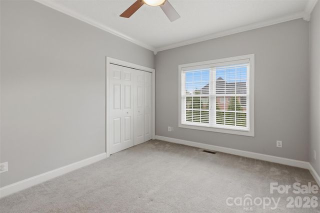 1064 Baker Barn Road, Hickory, NC 28602