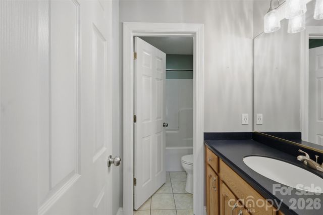 1064 Baker Barn Road, Hickory, NC 28602