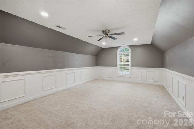 1064 Baker Barn Road, Hickory, NC 28602