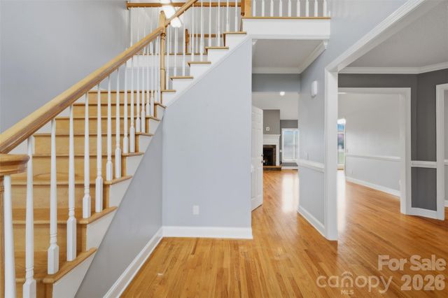 1064 Baker Barn Road, Hickory, NC 28602