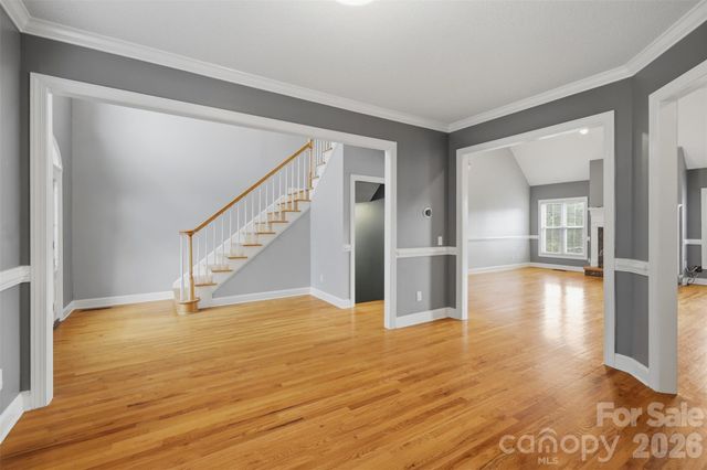 1064 Baker Barn Road, Hickory, NC 28602