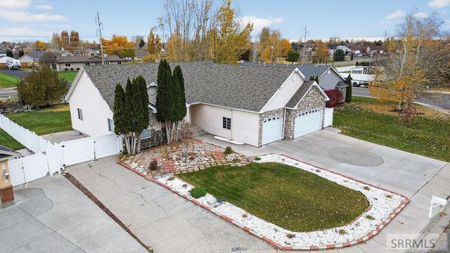 3810 Summer Circle, Idaho Falls, ID 83404