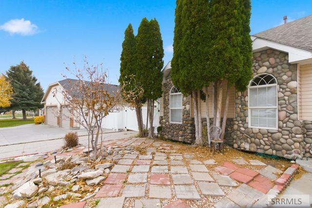 3810 Summer Circle, Idaho Falls, ID 83404