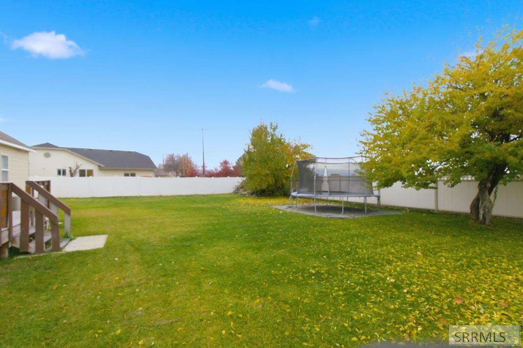 Image 9 of property listing at 3810 Summer Circle, Idaho Falls, ID 83404