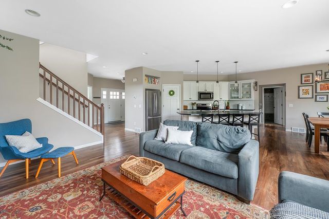334 Basilica Parkway, Verona, WI 53593