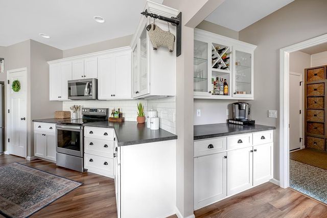 334 Basilica Parkway, Verona, WI 53593