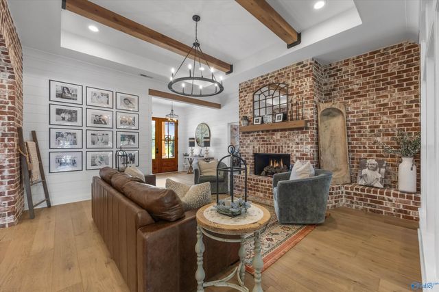 20373 Edgewood Road, Athens, AL 35614