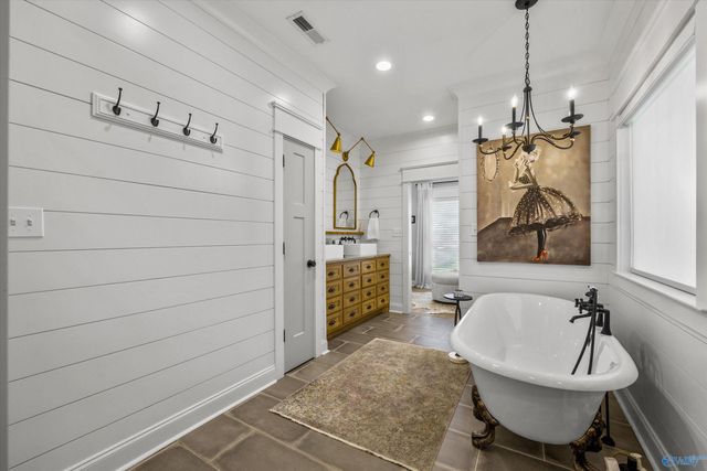 20373 Edgewood Road, Athens, AL 35614