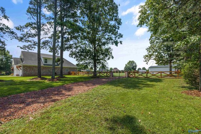 20373 Edgewood Road, Athens, AL 35614
