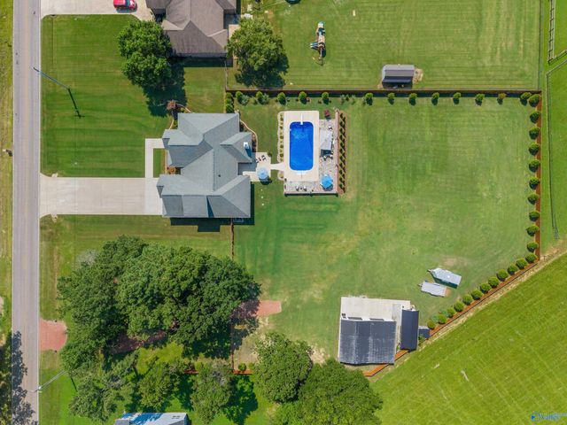 20373 Edgewood Road, Athens, AL 35614