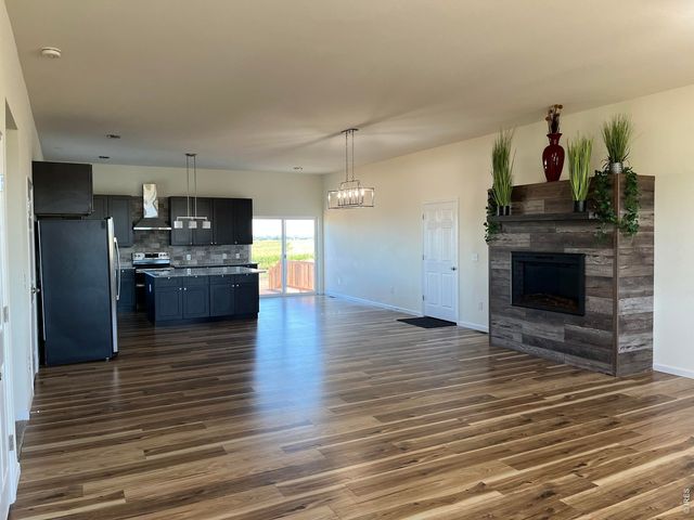 2305 Apple St, Longmont, CO 80504