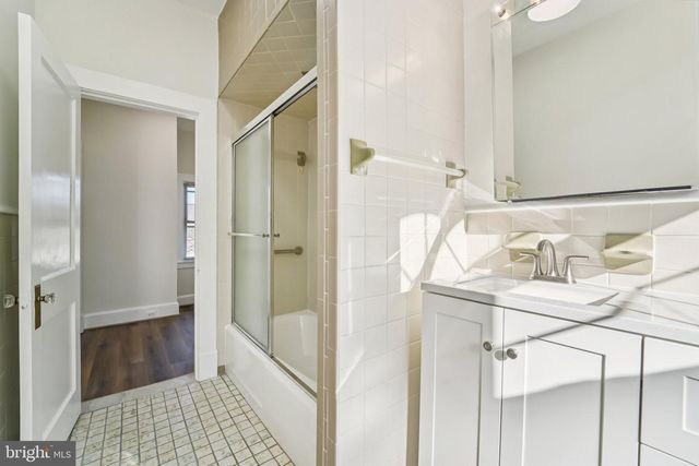 14 SUMMERFIELD RD, Gwynn Oak, MD 21207