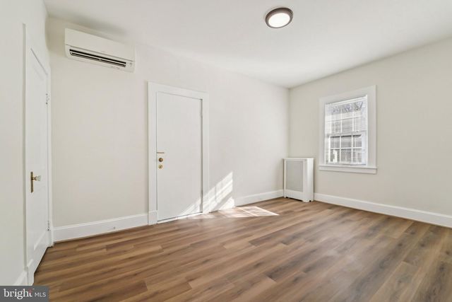 14 SUMMERFIELD RD, Gwynn Oak, MD 21207