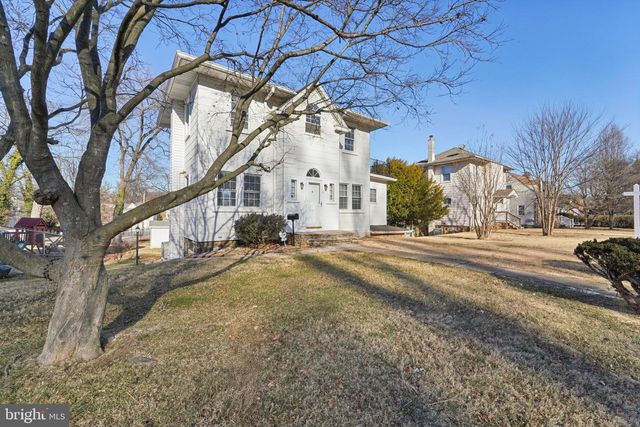 14 SUMMERFIELD RD, Gwynn Oak, MD 21207