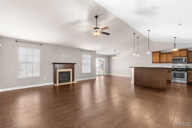 1420 Winchester Grove Court, O'fallon, IL 62269