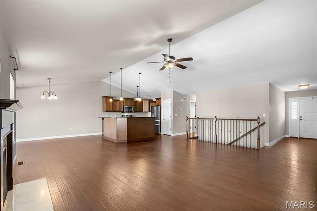 1420 Winchester Grove Court, O'fallon, IL 62269