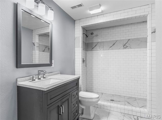 1420 Winchester Grove Court, O'fallon, IL 62269