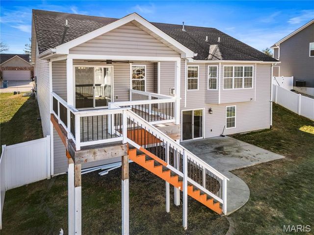 1420 Winchester Grove Court, O'fallon, IL 62269