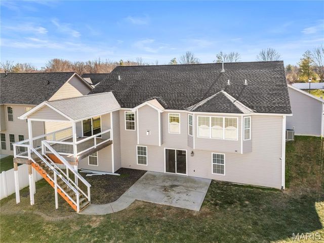 1420 Winchester Grove Court, O'fallon, IL 62269