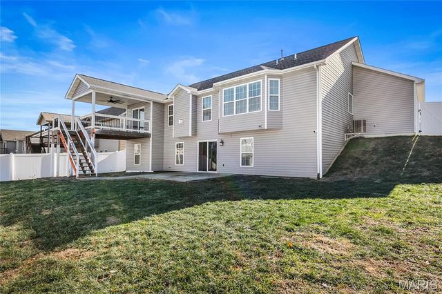 1420 Winchester Grove Court, O'fallon, IL 62269