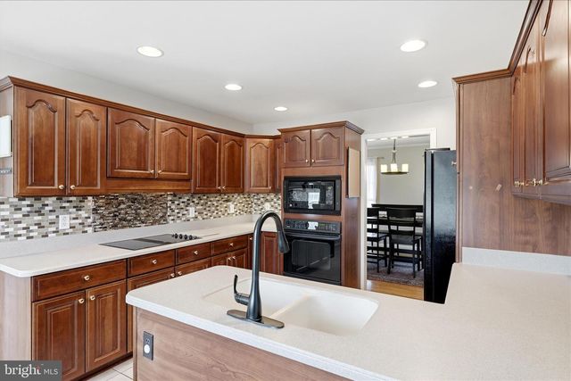 160 SHIRLEY CT, Winchester, VA 22603