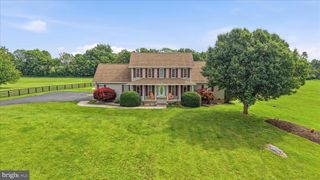 160 SHIRLEY CT, Winchester, VA 22603