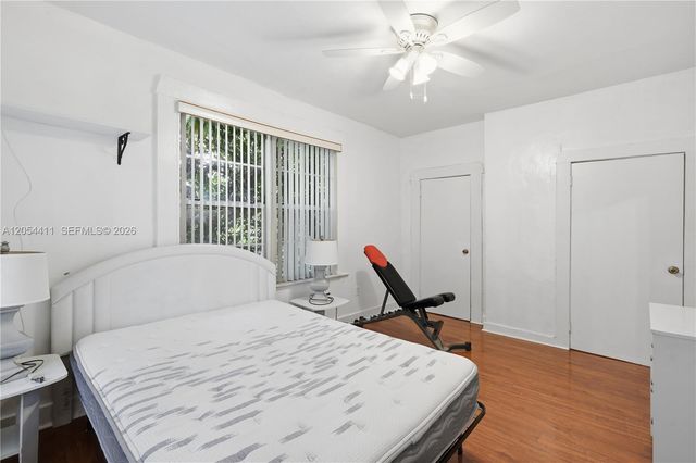3409 S Le Jeune Road 11, Coral Gables, FL 33134