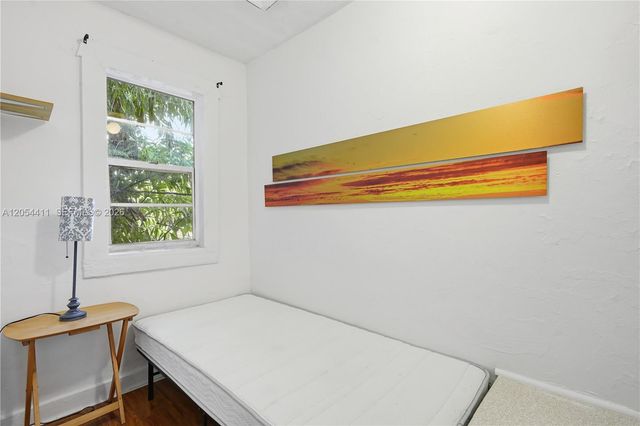 3409 S Le Jeune Road 11, Coral Gables, FL 33134