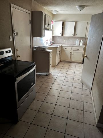 2923 56th Street, Dallas, TX 75241