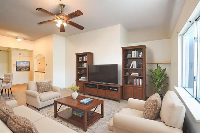 3550 Beacons View, Friendswood, TX 77546